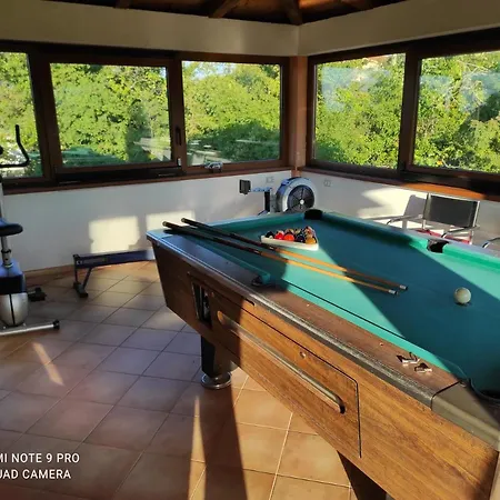 House Kras Nyaraló