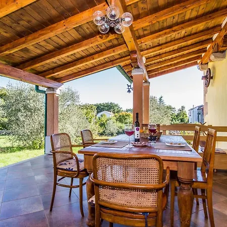 Nyaraló House Kras
