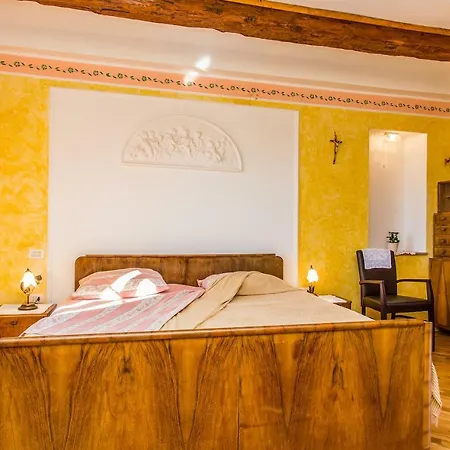 Nyaraló House Kras *